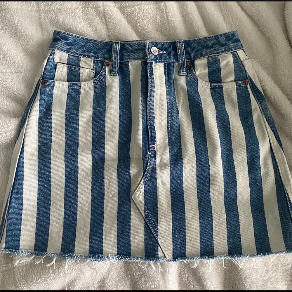 BRAND NEW Abercrombie & Fitch Skirt